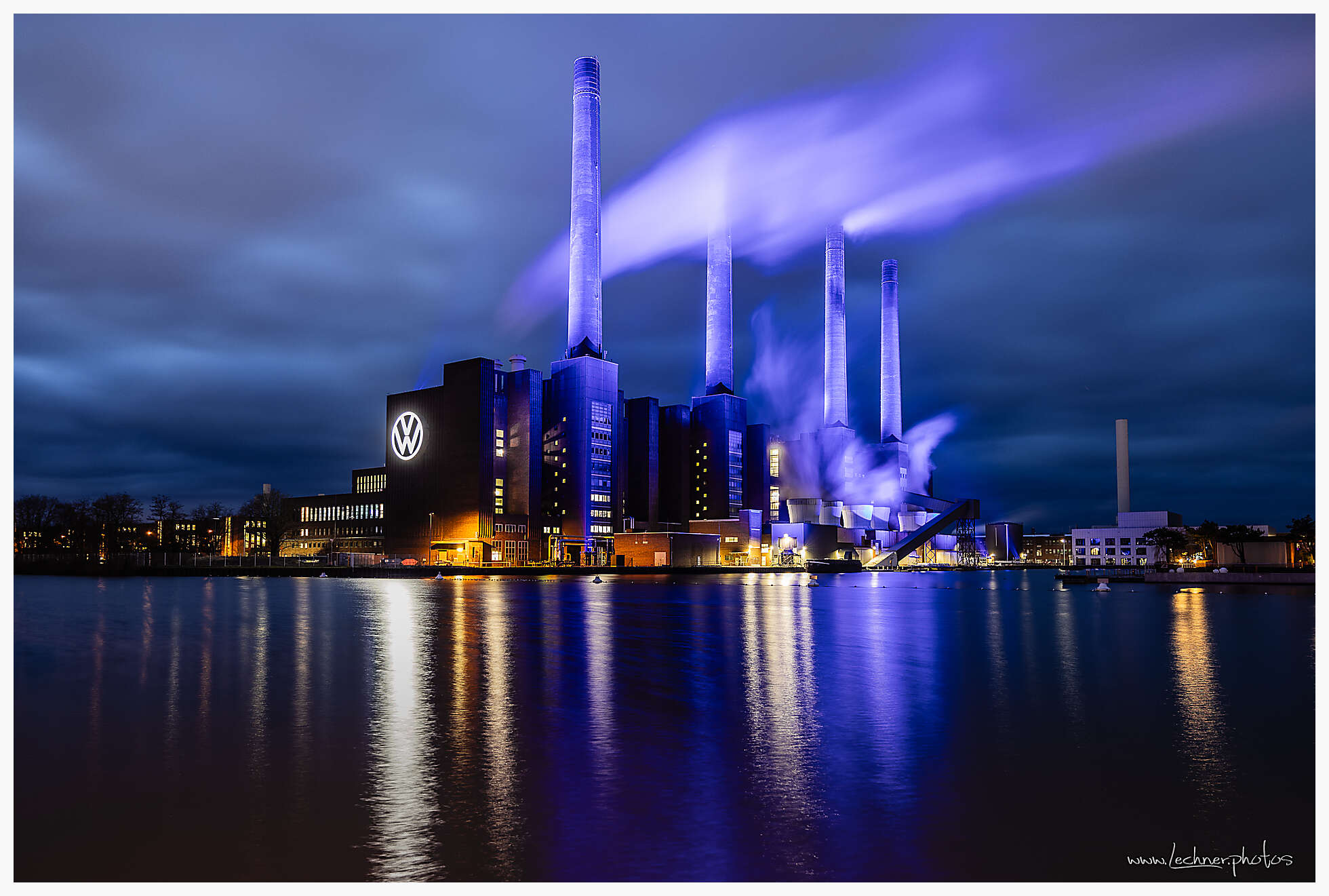 VW powerplant illumination