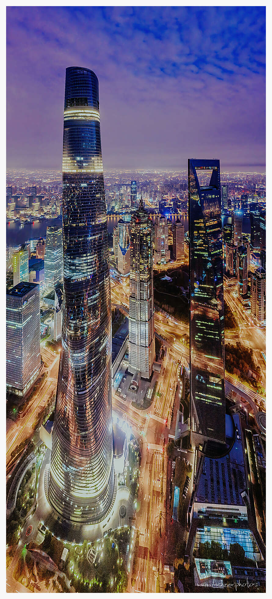 20210216 big giants Bearbeitet - Shanghai Skyline