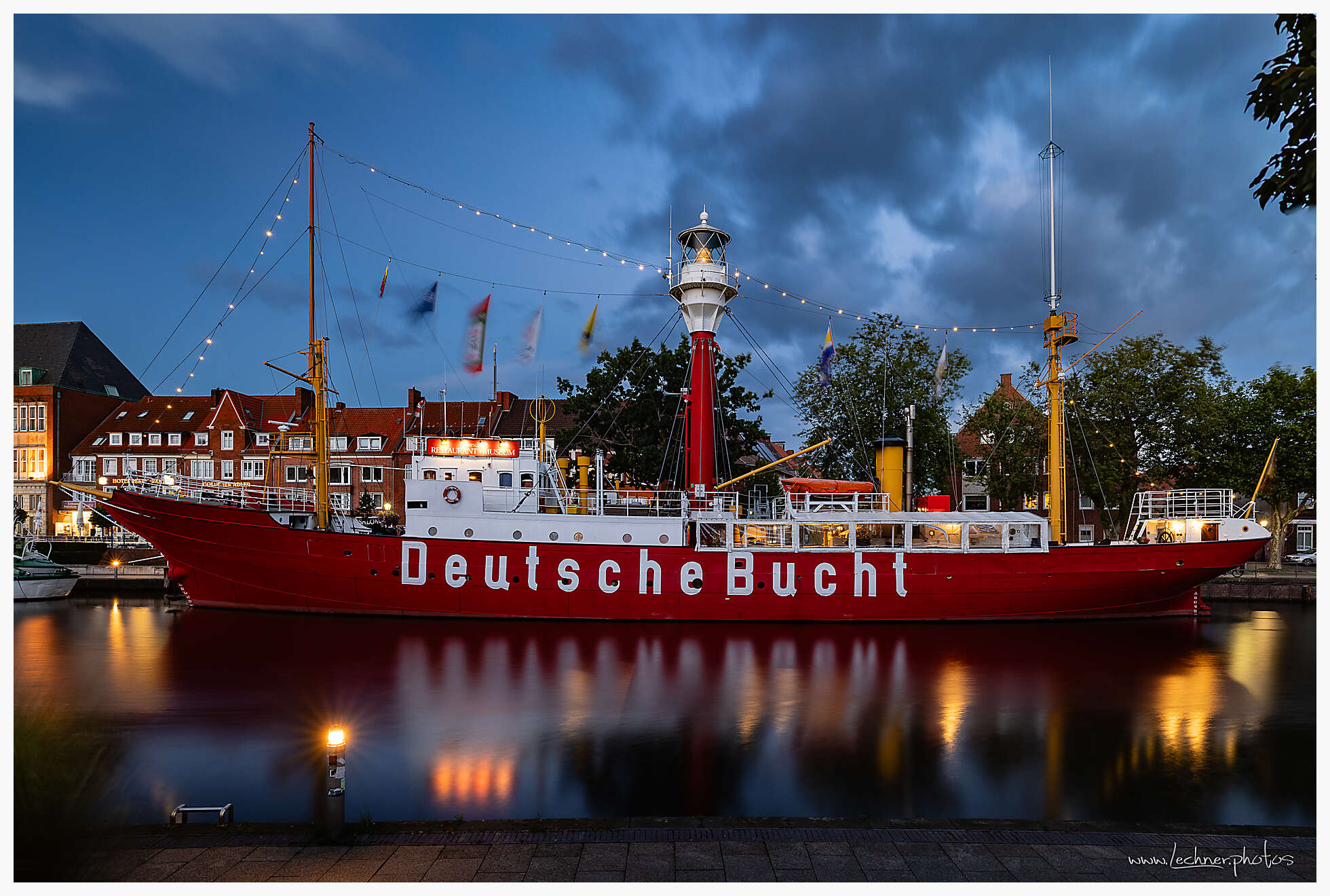 Emden restaurant boat after sunset