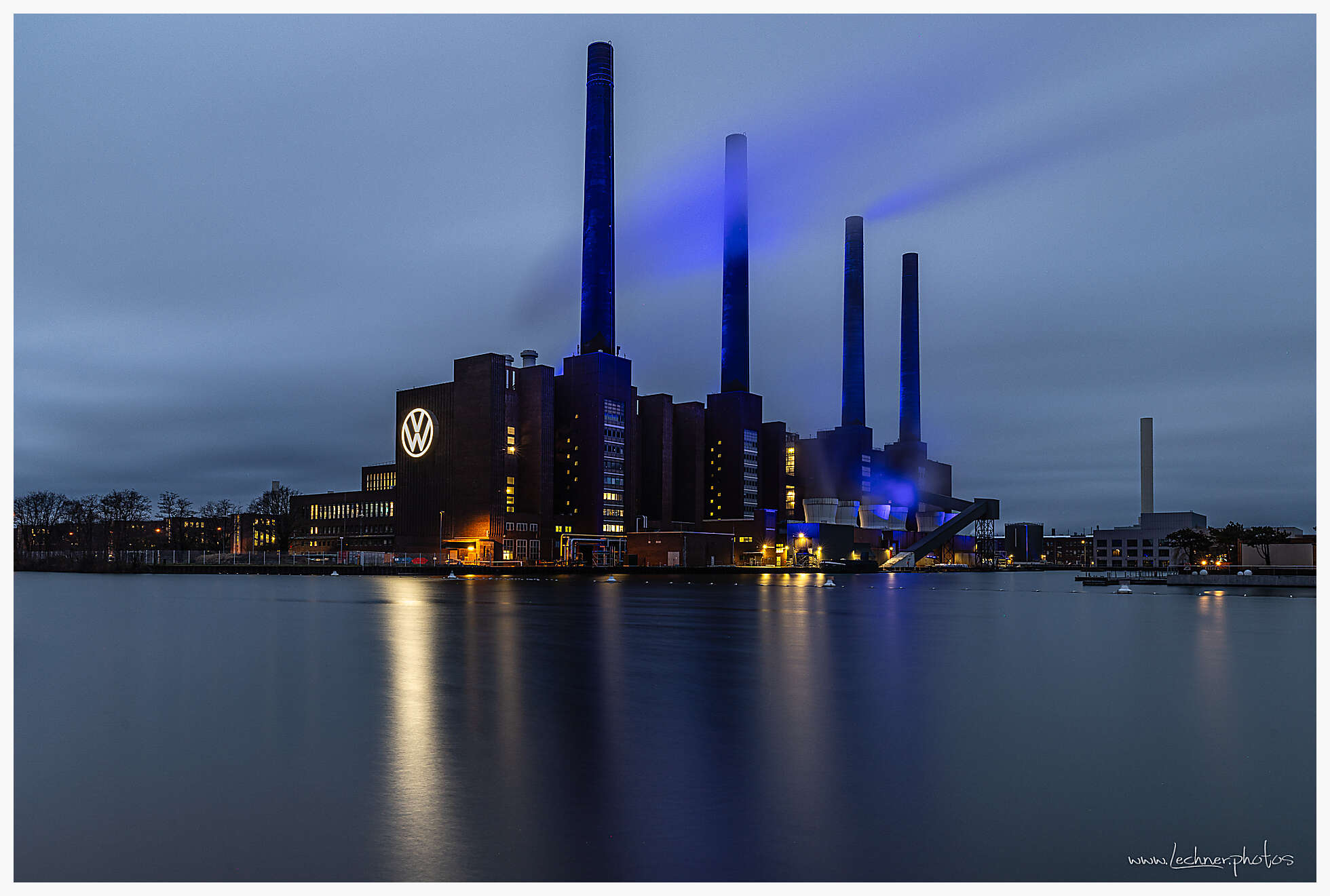 VW Powerplant lighting up